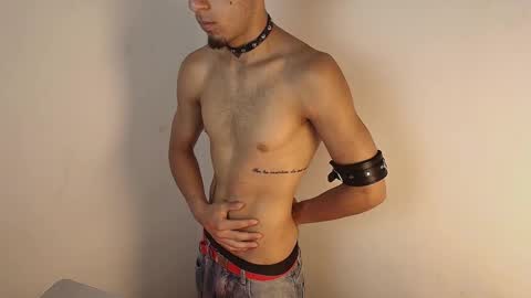 Snapshot of dark_rosse1 chatting on 01-18-26, 01:09 rosse online show from 01-18-26, 01:09