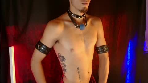 Snapshot of dark_rosse1 chatting on 05-25-26, 05:41 rosse online show from 05-25-26, 05:41