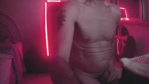 Snapshot of darkdance chatting on 01-06-25, 09:22 freak soul online show from 01-06-25, 09:22