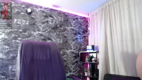 New account.  Help me reach 100 thumbs up  online show from 01-04-25, 06:09