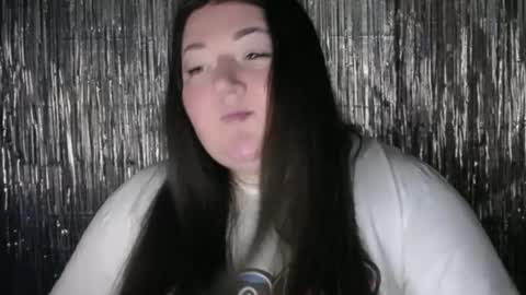 Julia online show from 07-09-26, 12:31