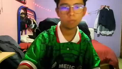 Jose Ian online show from 06-25-26, 05:07