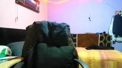 Jose Ian online show from 07-17-26, 05:03