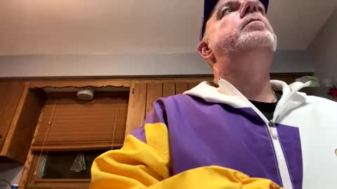 darknite083072 online show from 11-07-25, 02:00