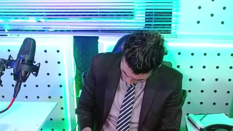 DARKO0717 online show from 12-15-25, 11:03