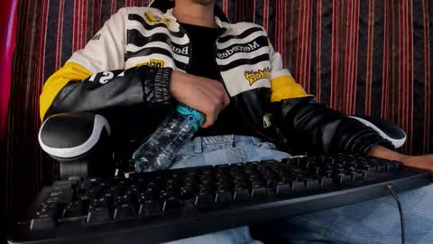 Darko online show from 11-29-25, 06:44