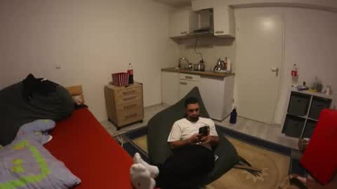 Snapshot of darkschneider_ chatting on 10-30-25, 02:13 darkschneider_ online show from 10-30-25, 02:13