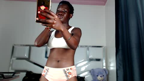darkskin_quin online show from 04-02-26, 07:39
