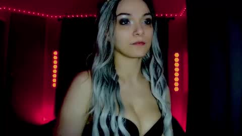 roseredgoddess online show from 03-31-26, 04:02