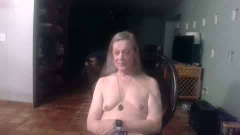 darla_darling1222101 online show from 02-14-26, 07:27