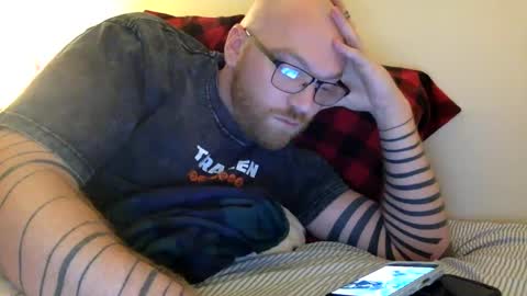Snapshot of darlcomllc chatting on 01-28-25, 12:26 darlcomllc online show from 01-28-25, 12:26