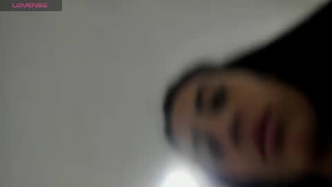 Snapshot of darling_spoiled chatting on 07-08-26, 10:31 darling online show from 07-08-26, 10:31