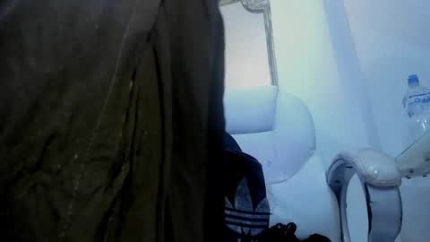 Snapshot of darlingbdsm_ chatting on 01-08-25, 01:20 Darling online show from 01-08-25, 01:20