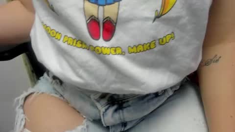 Snapshot of darlingbdsm_ chatting on 09-15-25, 12:27 Darling online show from 09-15-25, 12:27