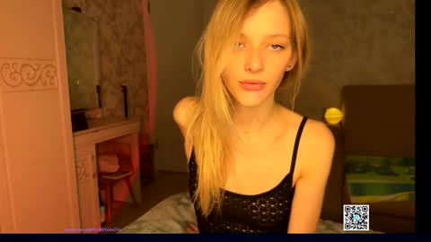 D online show from 09-23-25, 02:53