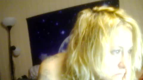 Snapshot of darnette_daisy chatting on 05-23-26, 09:13 darnette_daisy online show from 05-23-26, 09:13