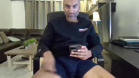 Snapshot of darryl43321 chatting on 10-31-25, 04:41 darryl43321 online show from 10-31-25, 04:41