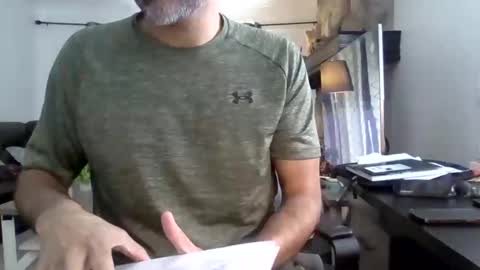 Snapshot of darryl43321 chatting on 02-19-26, 07:21 darryl43321 online show from 02-19-26, 07:21