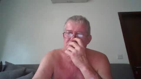 darwincock online show from 06-08-26, 02:01