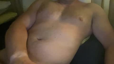 Snapshot of darwins_dessert chatting on 06-08-26, 08:42 darwins_dessert online show from 06-08-26, 08:42