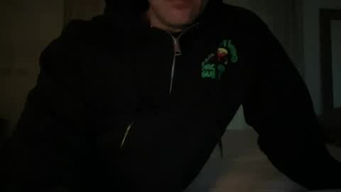 Snapshot of darwins_dessert chatting on 06-15-26, 08:33 darwins_dessert online show from 06-15-26, 08:33