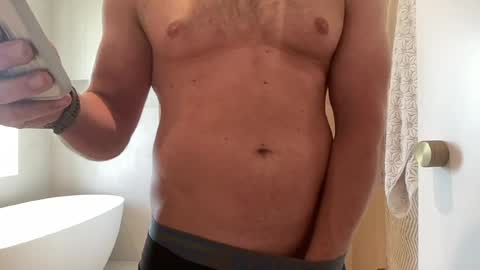 Snapshot of darwins_dessert chatting on 06-29-26, 01:44 darwins_dessert online show from 06-29-26, 01:44