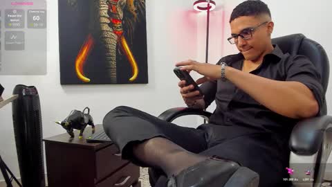 Dash online show from 10-31-25, 04:57