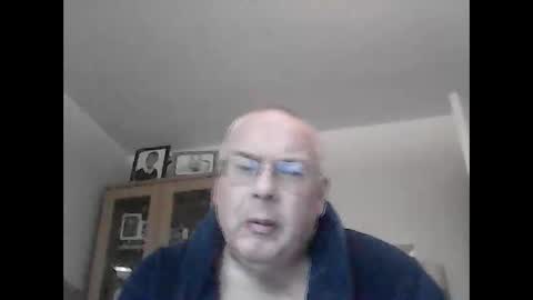 Snapshot of daveandp chatting on 12-18-25, 10:43 Dave online show from 12-18-25, 10:43