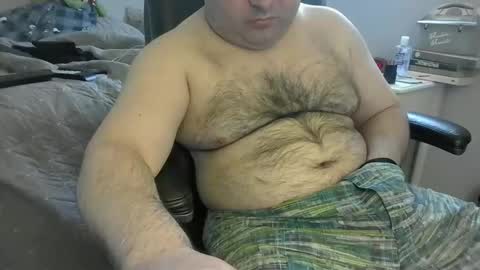 Snapshot of daveishorny1988 chatting on 12-17-25, 06:14 daveishorny1988 online show from 12-17-25, 06:14