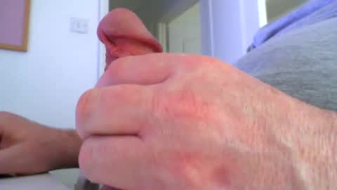 Snapshot of davesu12345 chatting on 02-24-25, 08:17 davesu12345 online show from 02-24-25, 08:17