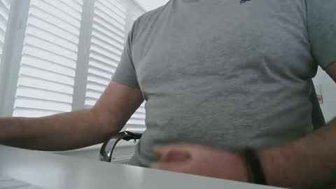 davesu12345 online show from 02-07-26, 12:20