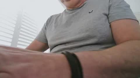 davesu12345 online show from 06-10-26, 08:35