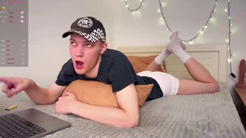 Davey online show from 02-16-25, 07:16