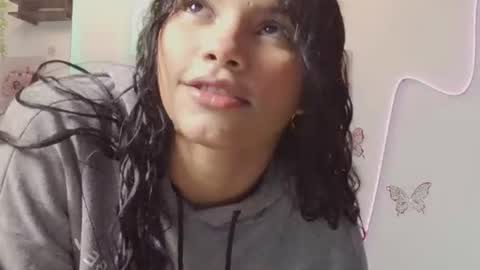 Snapshot of daviana_hill_ chatting on 06-11-26, 02:22 Davi online show from 06-11-26, 02:22