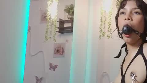 Snapshot of daviana_hill_ chatting on 06-11-26, 02:53 Davi online show from 06-11-26, 02:53