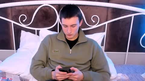 David online show from 11-19-25, 04:18