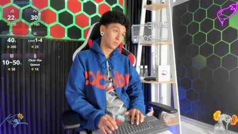 David online show from 04-06-26, 12:28