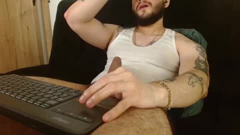 Snapshot of david_franco1 chatting on 12-01-25, 10:59 Twitter davidsanctum online show from 12-01-25, 10:59