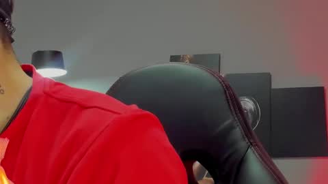 David Jons online show from 02-20-25, 01:25