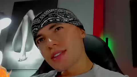 David Jons online show from 09-23-25, 01:08