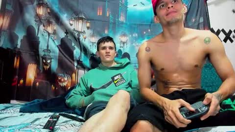 Snapshot of david_latin666_ chatting on 11-04-25, 12:54 David online show from 11-04-25, 12:54