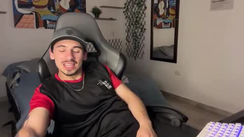 Snapshot of david_muller_ chatting on 01-05-26, 08:01 David online show from 01-05-26, 08:01