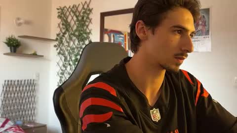 Snapshot of david_muller_ chatting on 02-09-26, 05:17 David online show from 02-09-26, 05:17