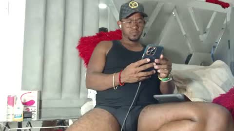 Snapshot of davidblackxl chatting on 06-21-26, 12:57 BigBulge online show from 06-21-26, 12:57