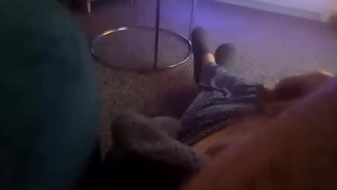 davidf75 online show from 12-04-25, 09:07