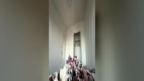 Roughdaddy77 online show from 06-21-26, 12:19