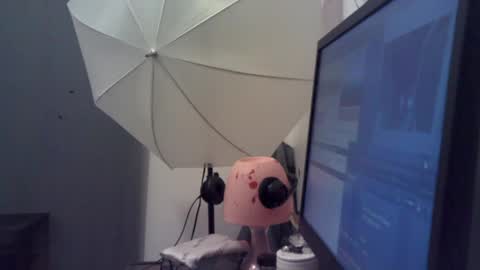 Snapshot of davidhumbee chatting on 04-26-26, 03:59 David Lucky 13 online show from 04-26-26, 03:59