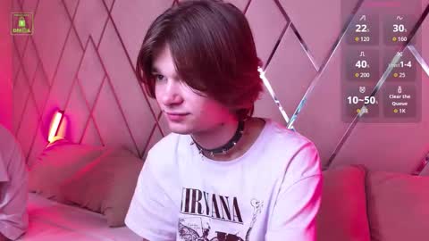 Snapshot of davidleatherhoff chatting on 11-08-25, 10:26 DAVID online show from 11-08-25, 10:26