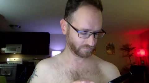 Snapshot of davidwilcox1982 chatting on 01-18-26, 12:36 Dave online show from 01-18-26, 12:36