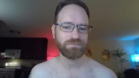 Snapshot of davidwilcox1982 chatting on 03-06-26, 03:25 Dave online show from 03-06-26, 03:25